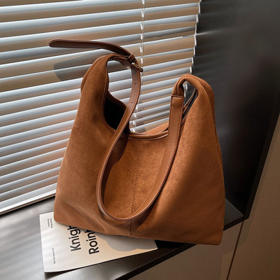麂皮绒腋下通勤单肩大容量托特包