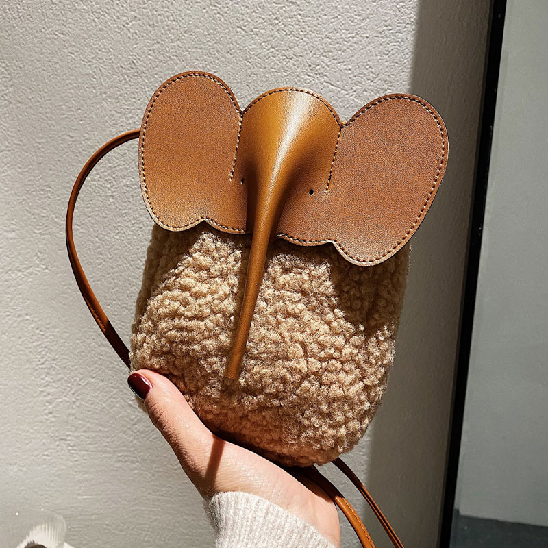 羊羔毛手机包毛毛绒百搭斜挎包