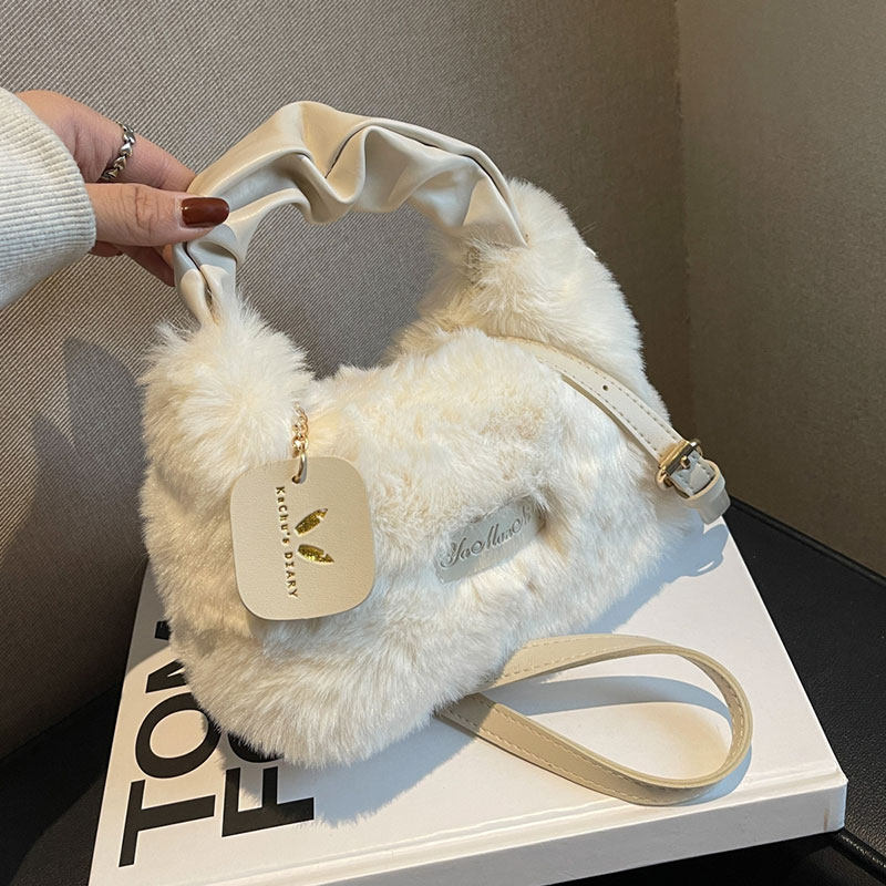 秋冬毛茸茸手提小包包女2025新款高级感时尚毛绒单肩包斜挎毛毛包,箱包皮具/热销女包/男包,小方包,淘宝优惠券,粉丝福利购,淘宝优惠卷