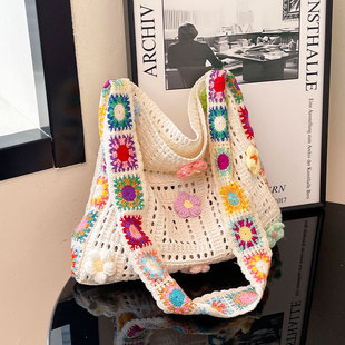 花朵手工编织包女2025新款夏季慵懒风大容量斜挎包海边度假沙滩包