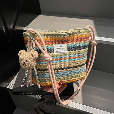 海边沙滩斜挎水桶包单肩通勤包