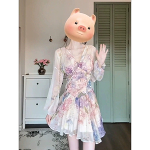 紫藤花恋法式印花V领雪纺连衣裙女夏季度假风独特漂亮收腰短裙子