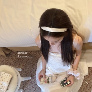 Bellar /larmood Baby 粉蓝白 缎面光泽感手工复古少女爱心发箍