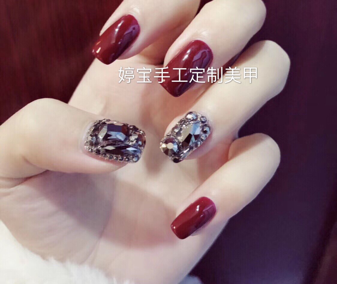抖音同款矿石钻车厘子色美甲甲片手工成品