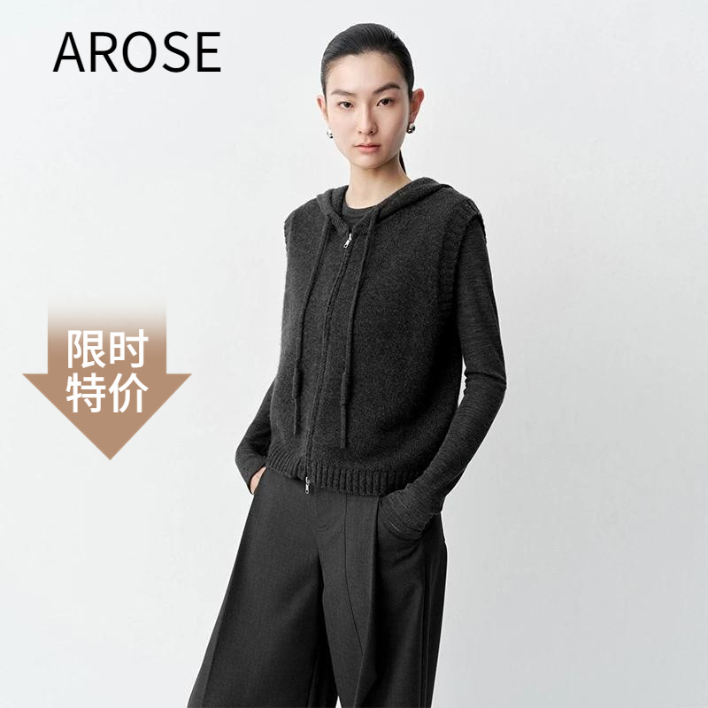 艾诺丝2025秋季连帽针织马甲女