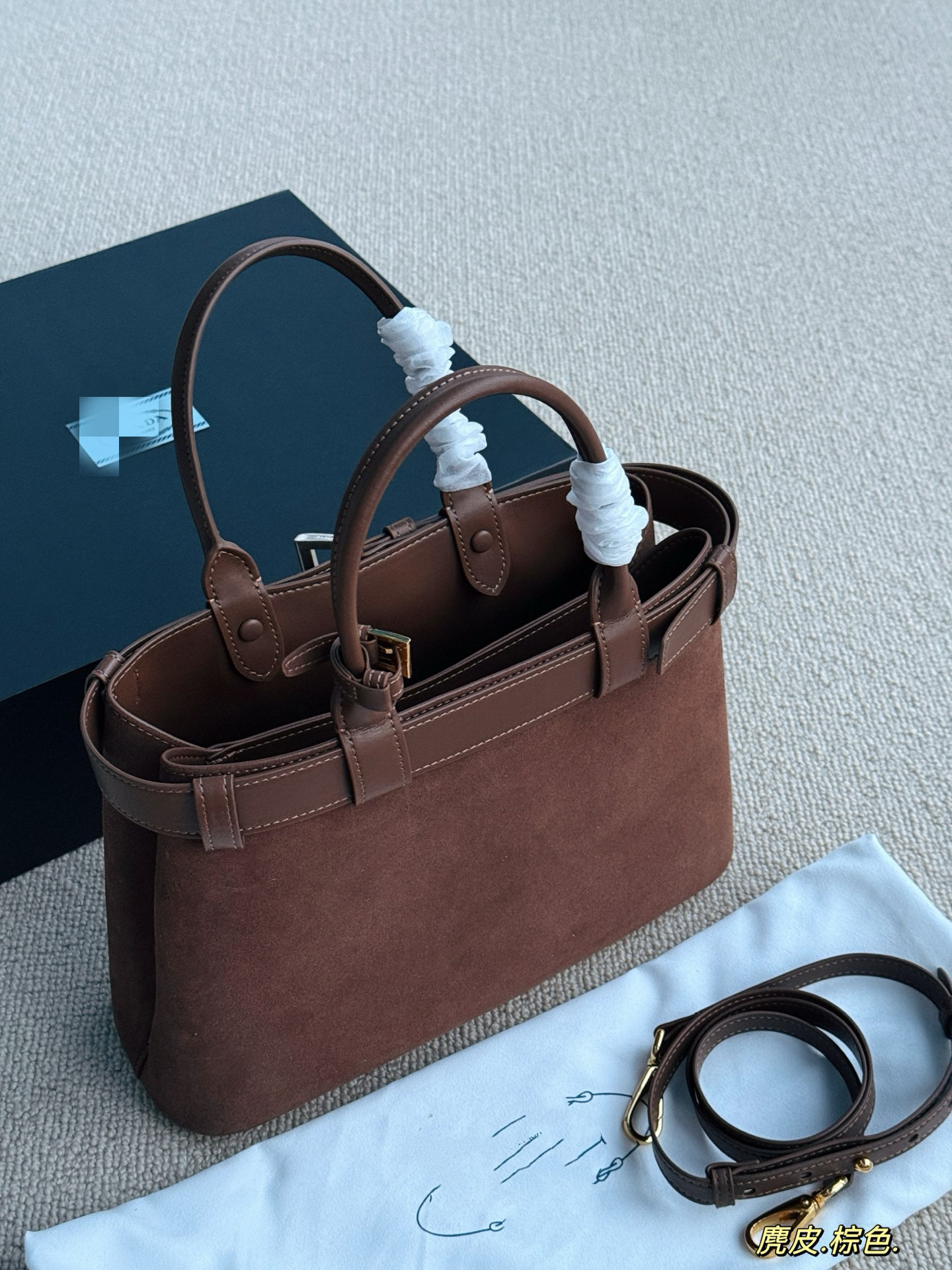 麂皮单肩手提斜挎包女通勤休闲百搭尼龙布邮差包大容量高级慵懒风