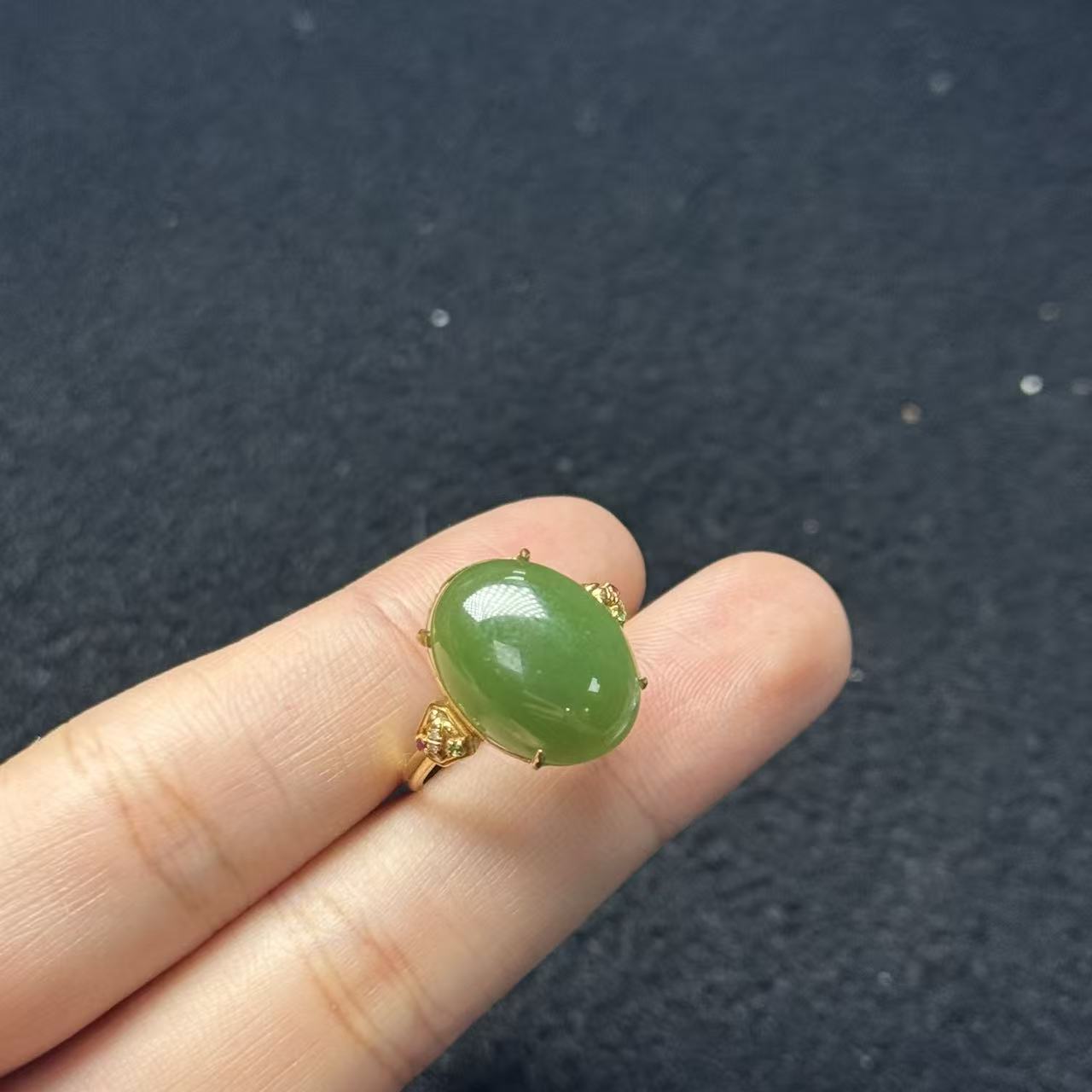 18k和田玉碧玉戒指，多样性发货-约16*12mm，自家YE10996，B2354
