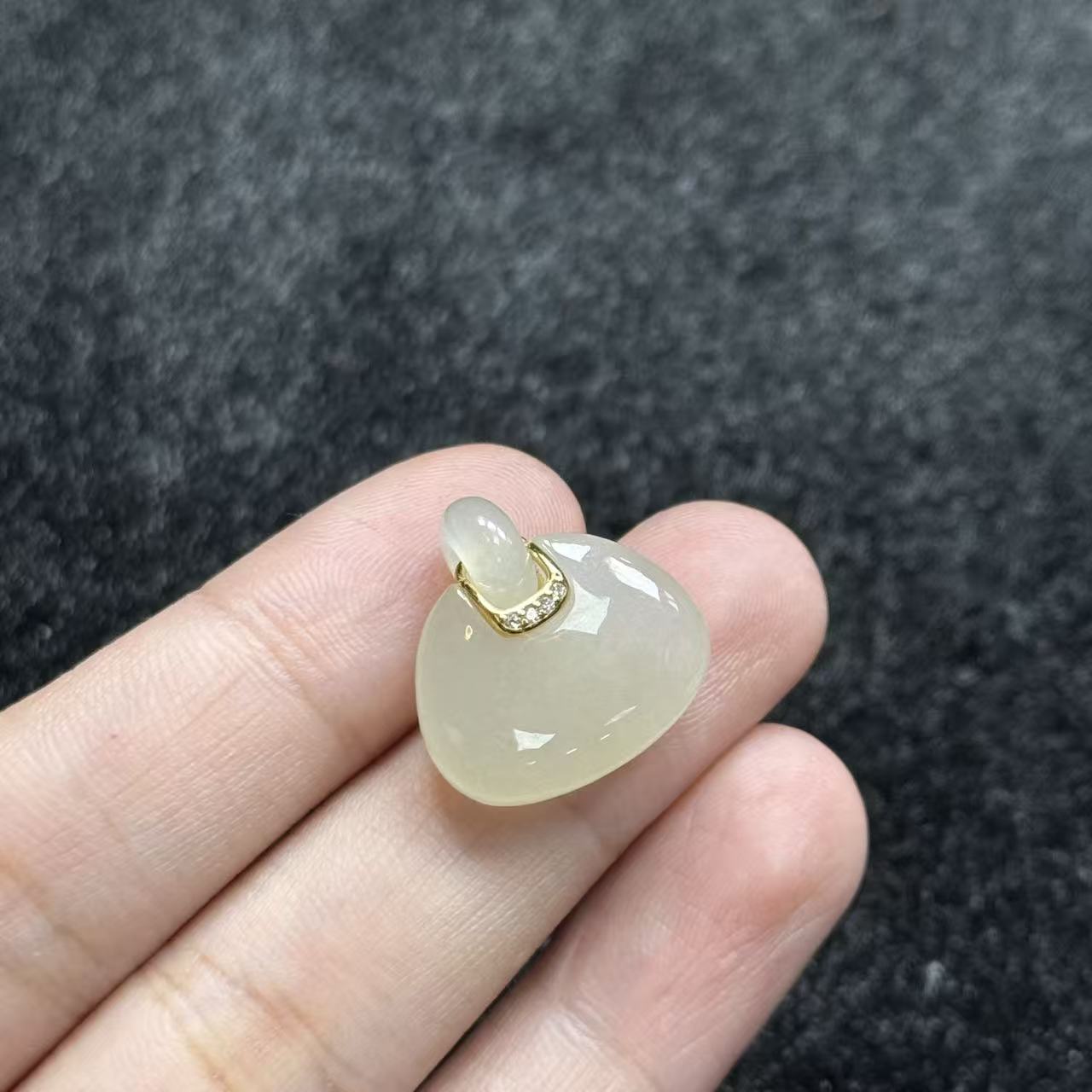s925银和田玉吊坠-约18*6mm-多样性发货-YSP金，B1257