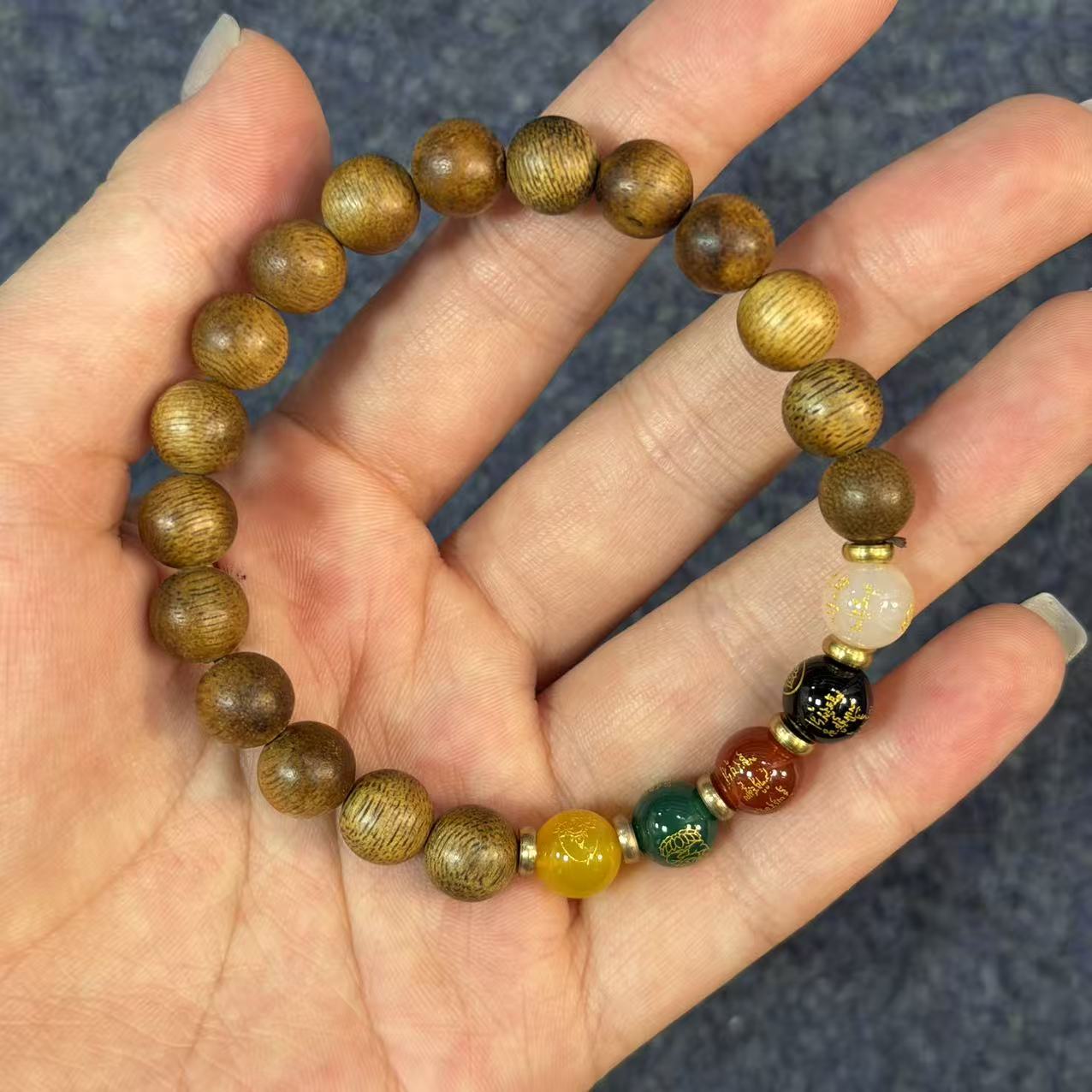 玛瑙手串无镶嵌沉香木玛瑙五路财神手串-YX聚B9283