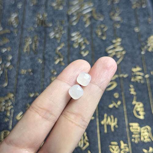 S925和田玉耳钉-约8mm-多样性发货- Y欣- A6458 - 封面