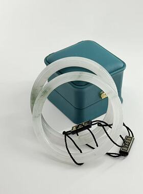 石英质玉天山翠圆条手镯-约9mm-多样性发货-BD千-V373