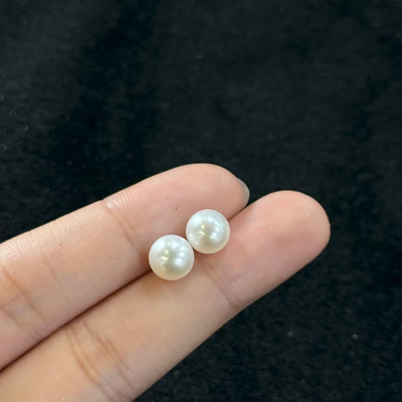 s925淡水珍珠耳钉-约6mm-多样性发货-ZG珍-Y4275