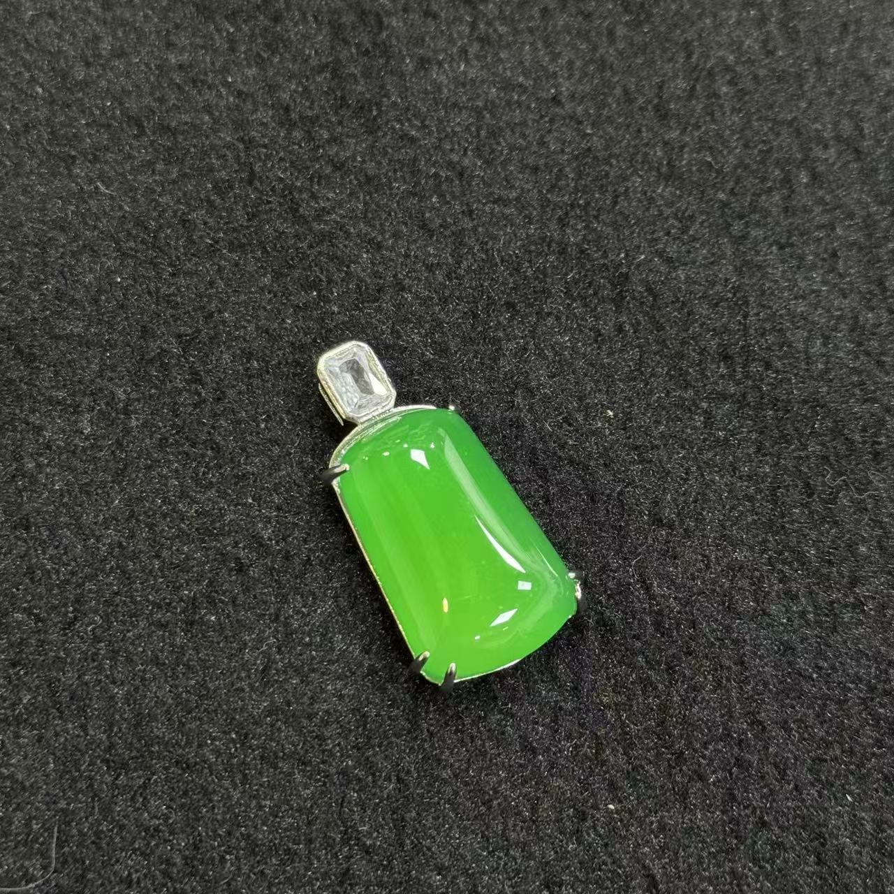 玛瑙玉髓吊坠-约36*20*10mm-多样性发货-，X升Y6048
