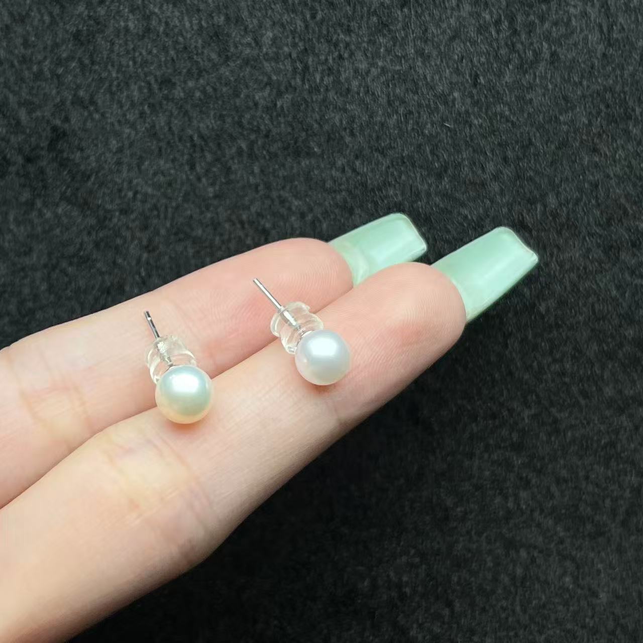 S925银淡水珍珠耳钉-约6mm-多样性发货-C七-Y317