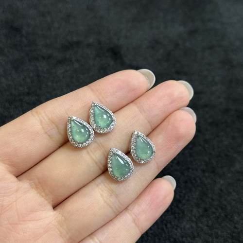 翡翠水滴耳钉-约12*9mm-多样性发货-J翠，Y2310