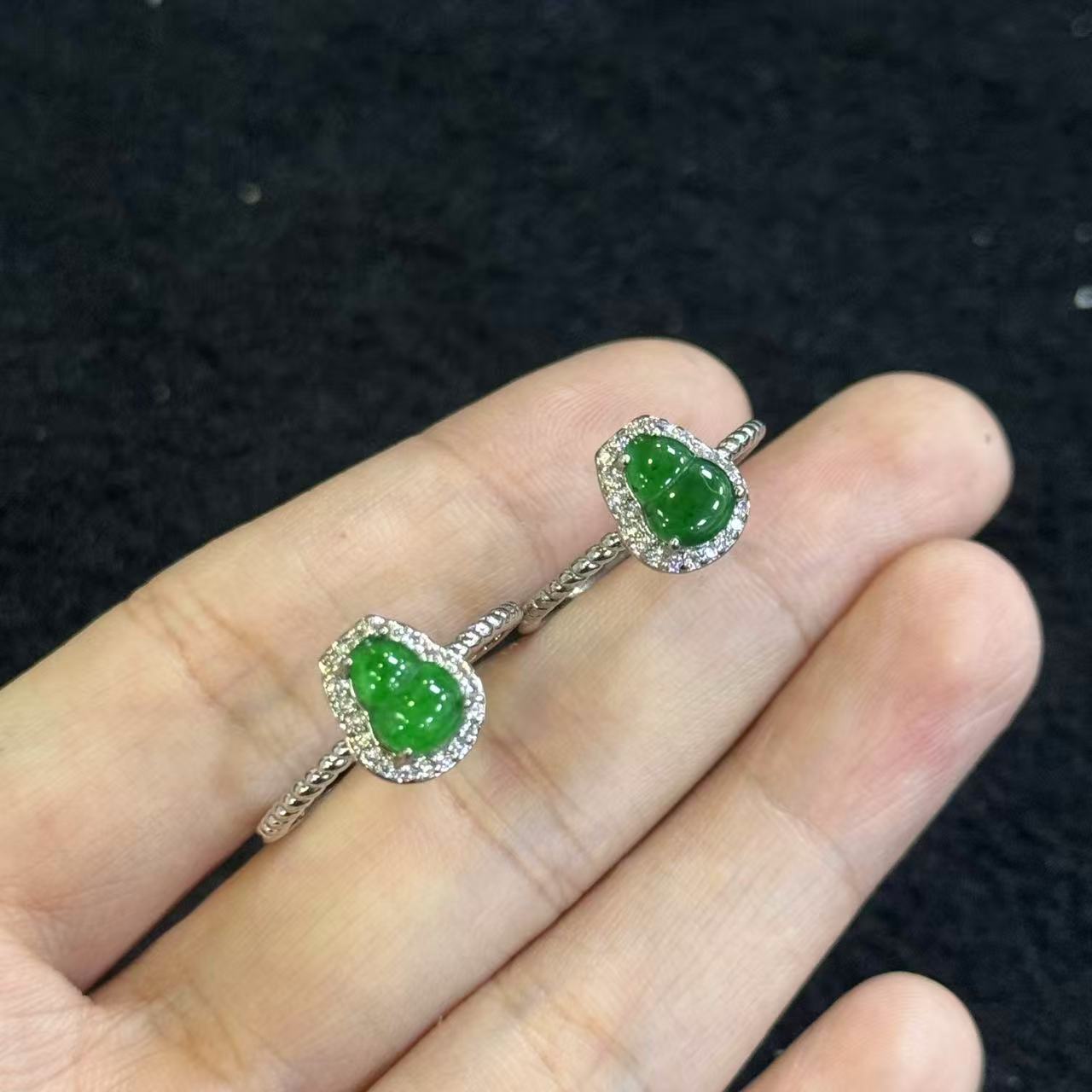 合金翡翠葫芦戒指-约10*9mm-多样性发货- KS三 Y5442