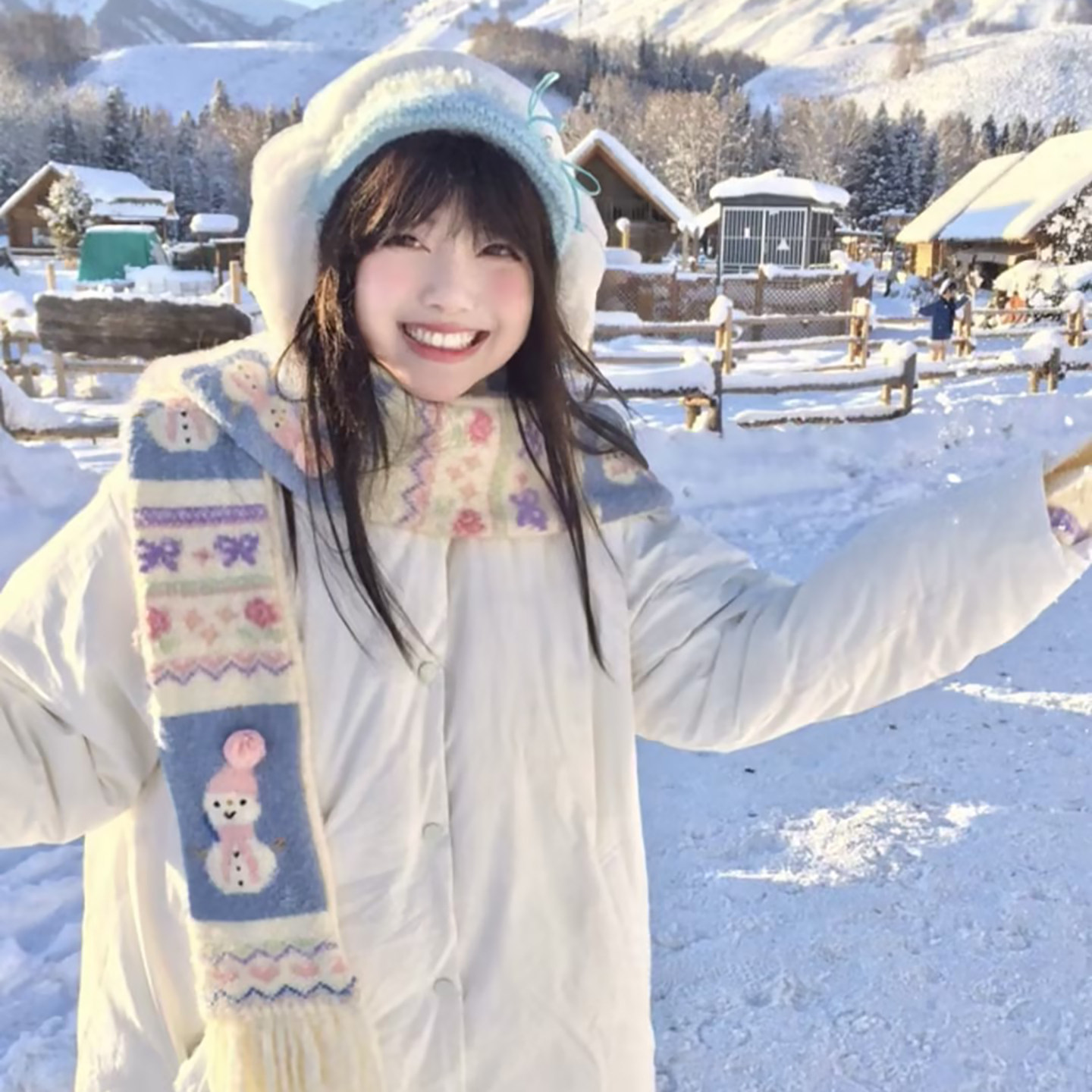 可爱雪人流苏围巾女冬季保暖韩版百搭提花手工刺绣圣诞毛球围脖潮