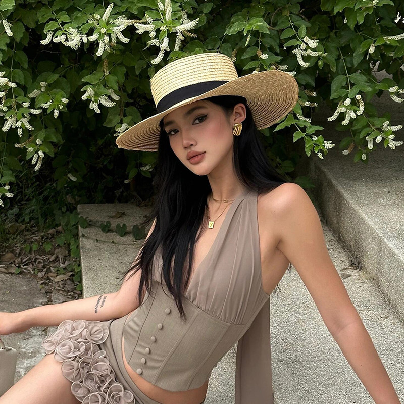 法式老钱风草编平顶草帽女夏季海边沙滩度假大檐防晒遮阳帽子礼帽