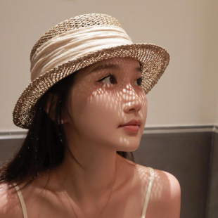 法式复古老钱风咸草编镂空平顶草帽女夏沙滩度假防晒遮阳帽子礼帽