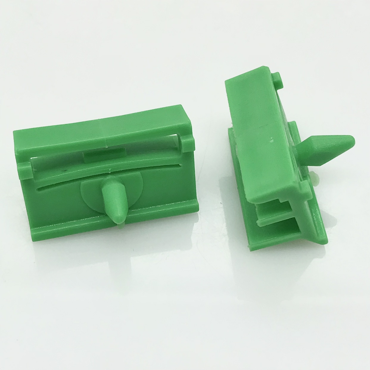 适配宝马汽车E46卡扣E36E90E91车身侧梁裙边紧固件门玄关卡子配件