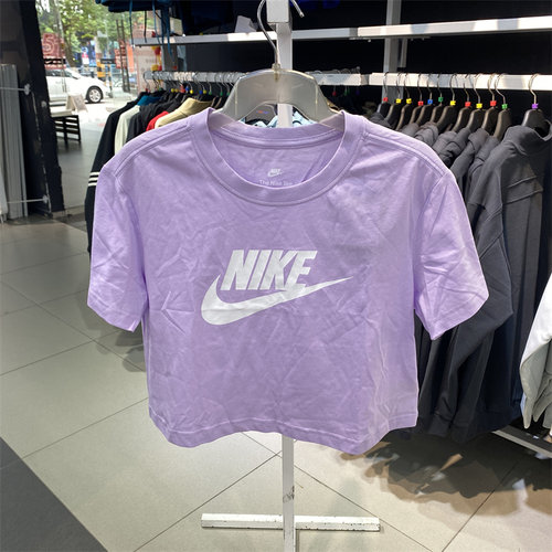 耐克女经典运动休闲宽松短款短袖