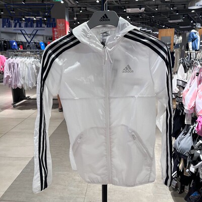 阿迪达斯新款轻薄夹克外套女