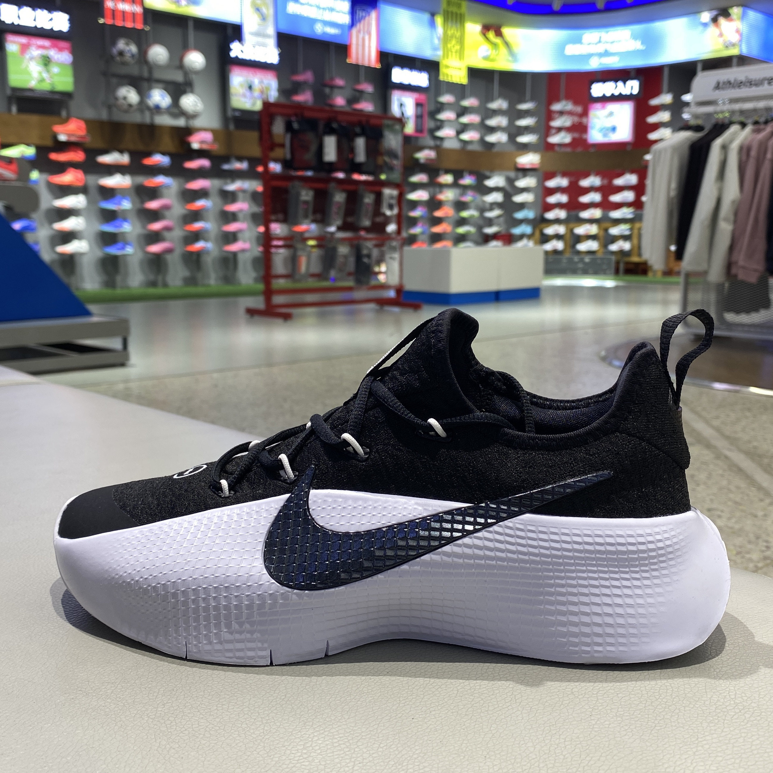 耐克正品运动鞋男子2026春新款LEBRON TR 1轻便训练鞋FJ6151-007,运动鞋new,运动休闲鞋,淘宝优惠券,粉丝福利购,淘宝优惠卷