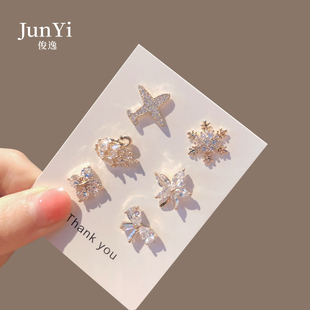 简约小胸针高档女胸花精致迷你小号别针防走光扣针固定衣服配饰品