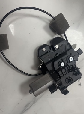 W221尾箱盖锁 后备箱锁块S300 S400 S500 S600行李箱锁 尾盖锁机