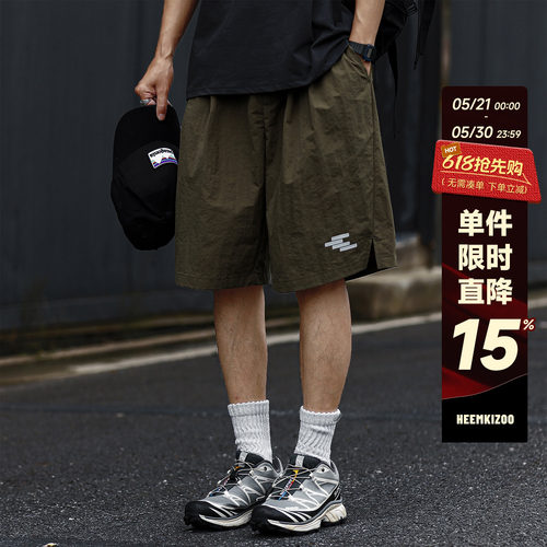 嘿马七作美式复古夏季四杠反光印花男士短裤户外宽松休闲裤子潮牌
