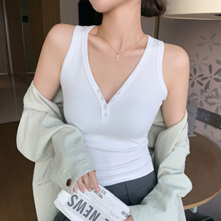 K3019严选螺纹纽扣美式 显瘦棉打底上衣 辣妹v领吊带背心女春夏修身
