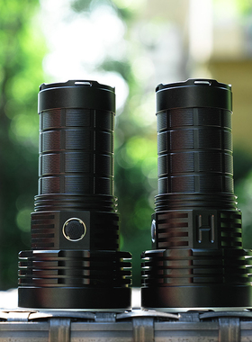 Haikelite骇客HT50pro强光8000流明户外防水手电筒远射4颗G50充电