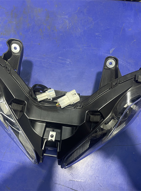 雅马哈TMAX560前大灯总成 22-26款 BBW-84300-00 全新原装