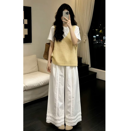 巨好看韩系炒火穿搭一整套2026新款黄色马甲上衣女夏季阔腿裤套装