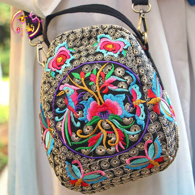 手机零钱小包女士斜挎包绣花包民族风刺绣帆布手提休闲简约单背包
