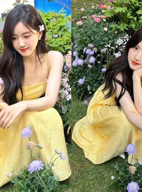 宋轶张雨绮许我耀眼许妍赵露思同款黄色度假风露背吊带法式连衣裙