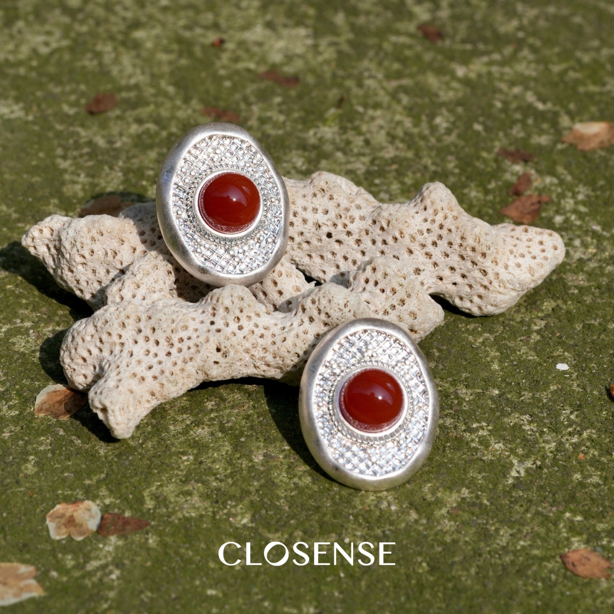 CLOSENSE『乌兰巴托』系列异域风情小众设计耳饰红玛瑙银色肌理感
