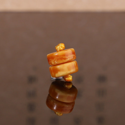 俄料老蜜蜡古董蜜蜡直切隔片对珠 8.1*3.5mm 精品垫片手链配珠 G5