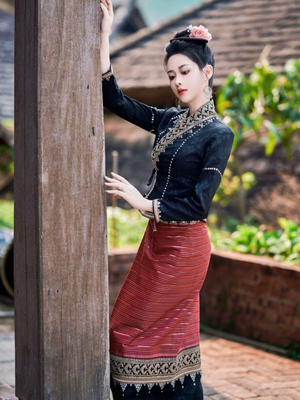 版纳纳景傣傣族服饰新款显瘦复古黑色高贵华丽套装精致手工刺绣款