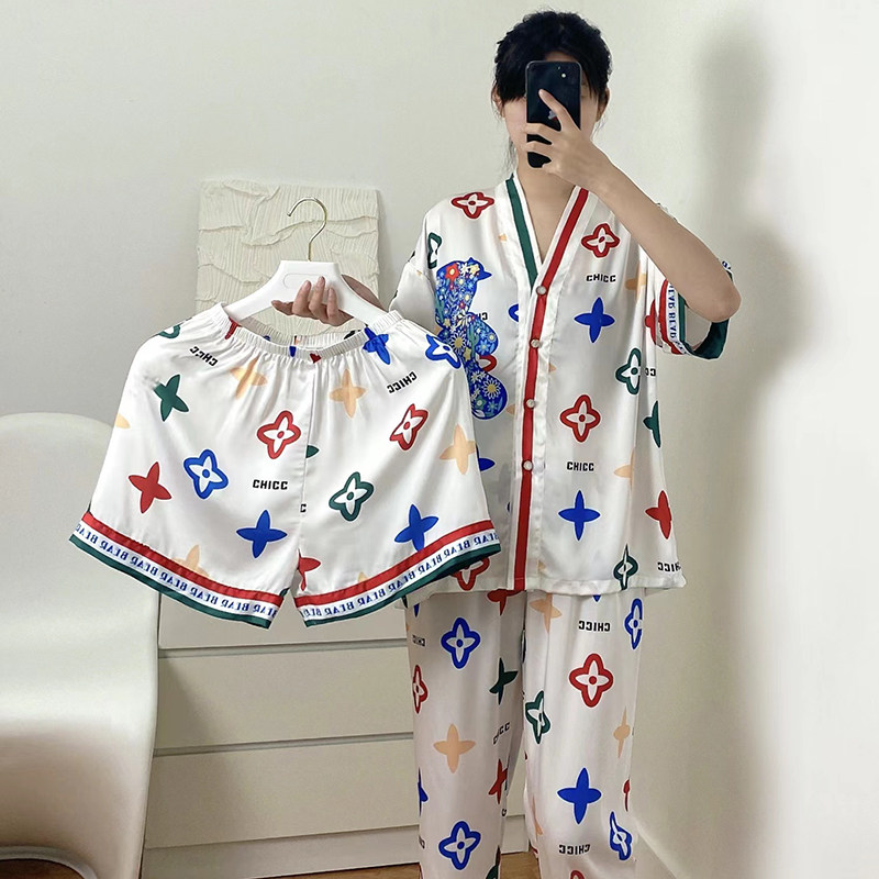 睡衣女生春秋季冰丝薄款新款夏天短袖凉感卡通可爱家居服三件套装