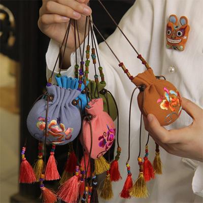 手绣清代荷包国风汉服挂件