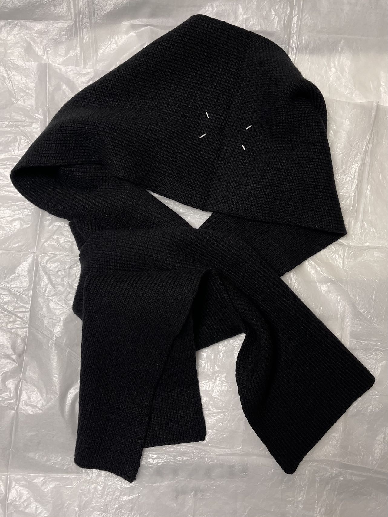 Margiela风格黑色羊毛披肩围巾