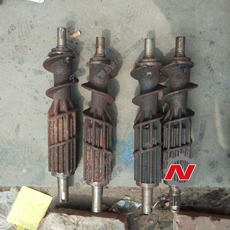 河北冀新玉米收割机配件摘穗辊割台拉茎辊对辊原厂 冀新4YZ-2