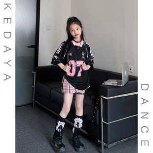 美式高街黑色短袖T恤甜酷女童夏季新款运动风球衣复古嘻哈上衣潮