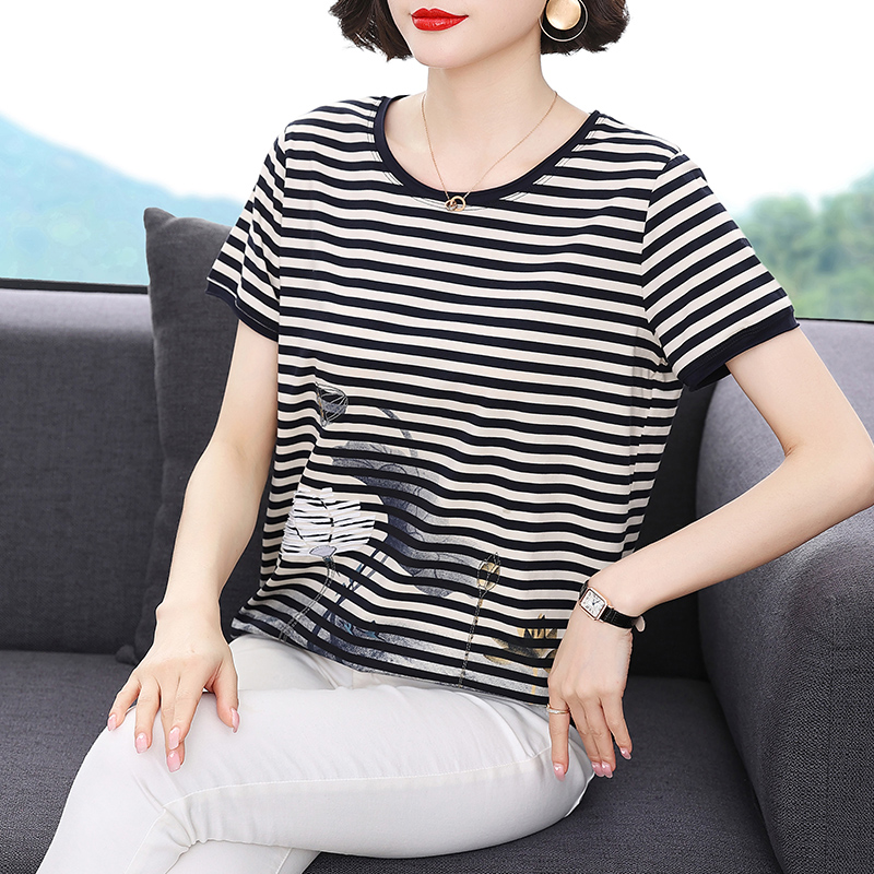 妈妈装夏装2023新款纯棉短袖t恤女中老年条纹大码上衣洋气半袖衫