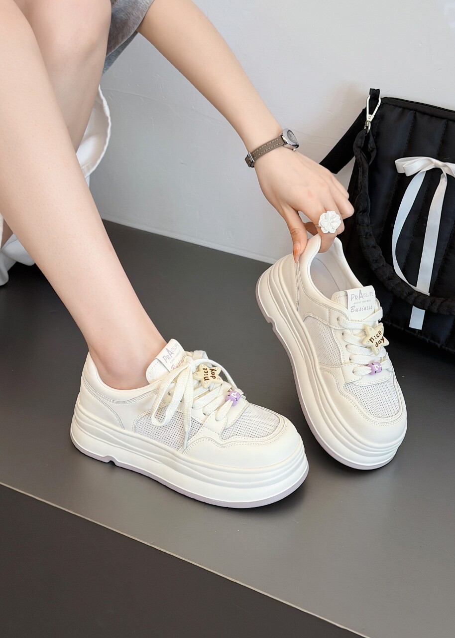 厚底小白鞋女款2026年新款春夏网面百搭休闲板鞋小个子增高运动鞋
