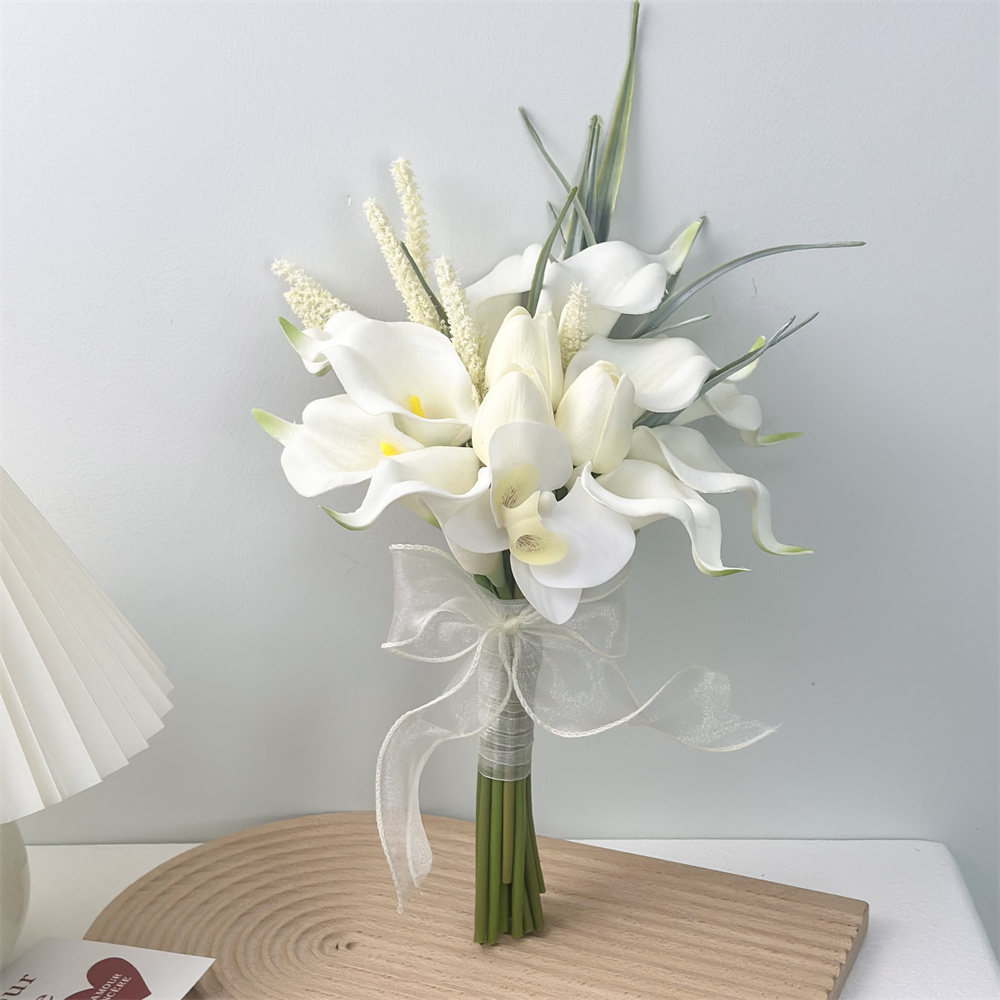 领证登记花束郁金香马蹄莲花束