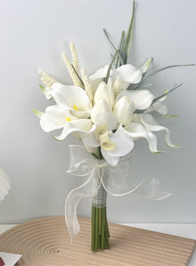 领证登记花束郁金香马蹄莲花束
