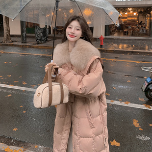 收腰大毛领粉色羽绒服女中长款小个子冬季2025新款轻薄高级感外套