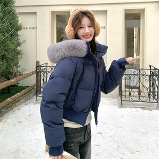 藏青色短款毛领连帽羽绒服外套女冬今年新款韩系时尚小个子白鸭绒